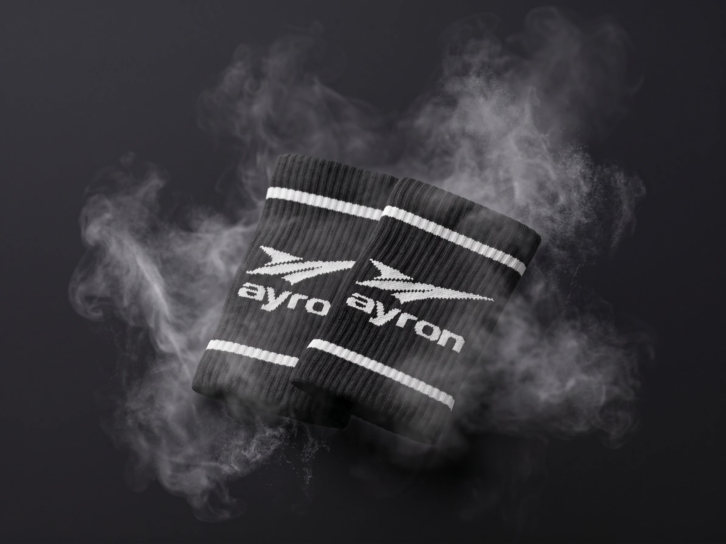 AYRON Serre-Poignets Noir — détail du logo AYRON tissé
