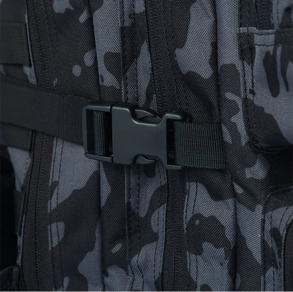 AYRON Sac Athlète 45L — coloris gris camouflage, vue arrière